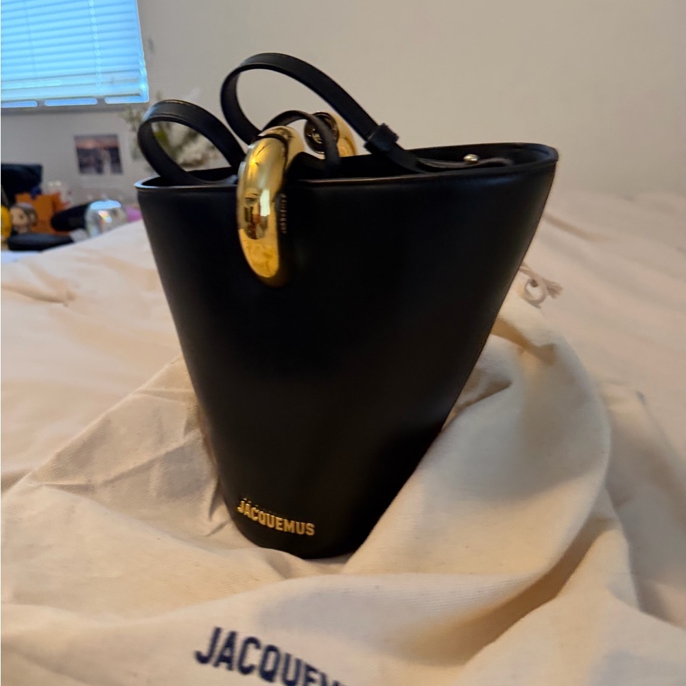Jacquemus The Small Bambola Black Leather Bucket Bag NBW - Picture 2 of 15